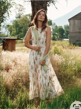 Dôen Liliane dress in Petit Bouquet de Chamonix